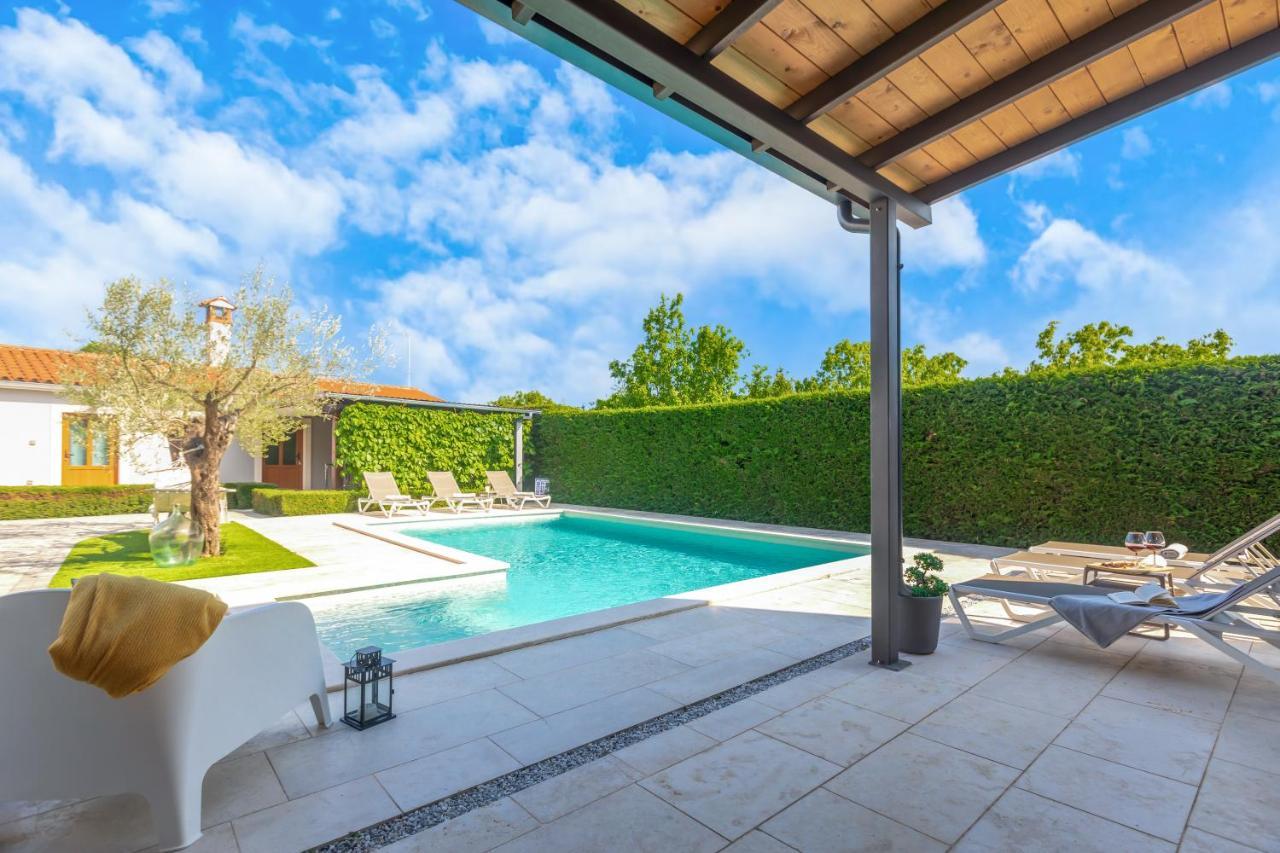 Villa Oasi Verde Bibici Екстериор снимка